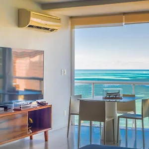 Apartment New Beachfront Luxury, Cancun